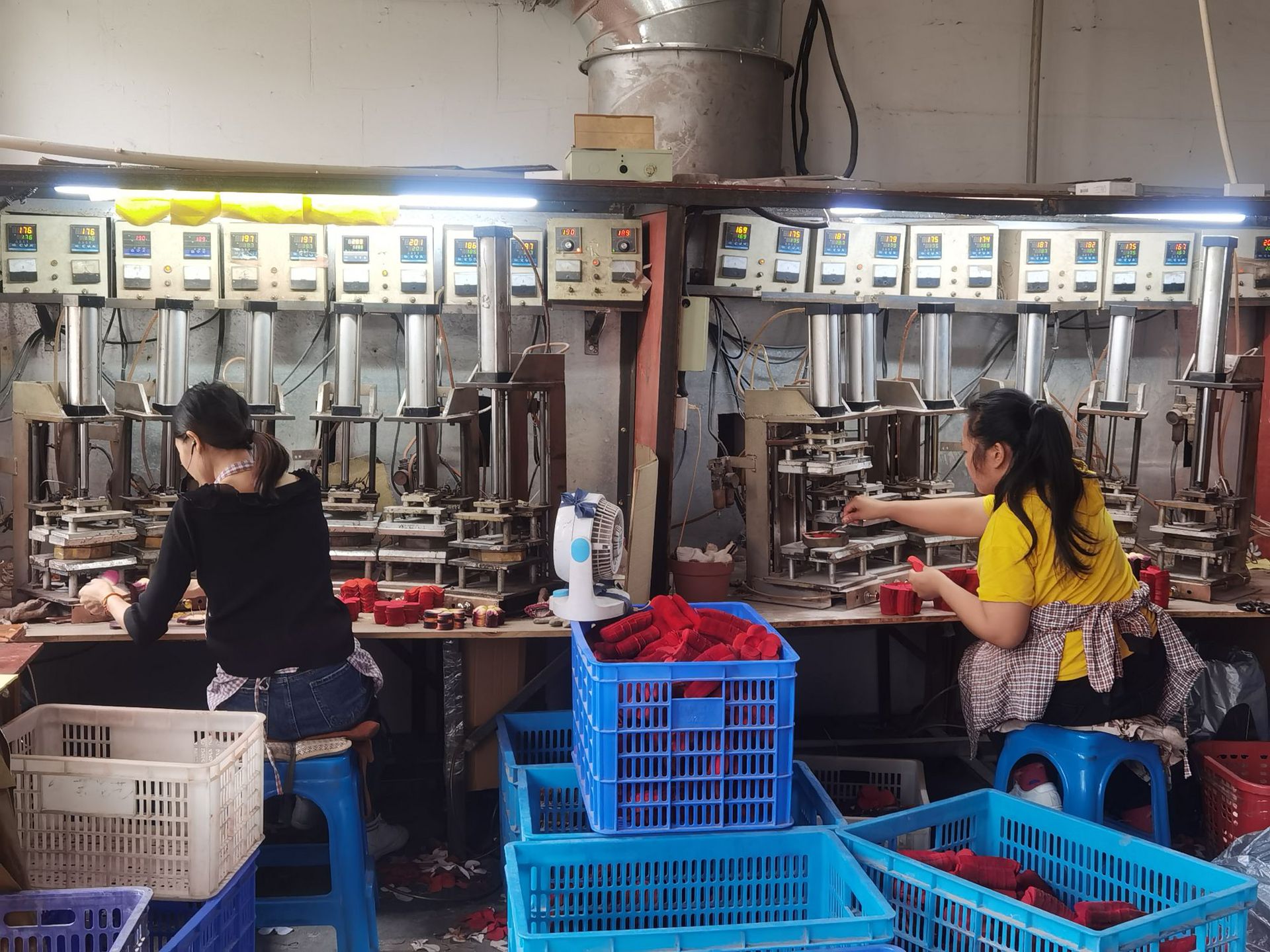 小雏菊把束假花 欧式客厅餐桌插花装饰洋甘菊干花束小野菊仿真花详情18
