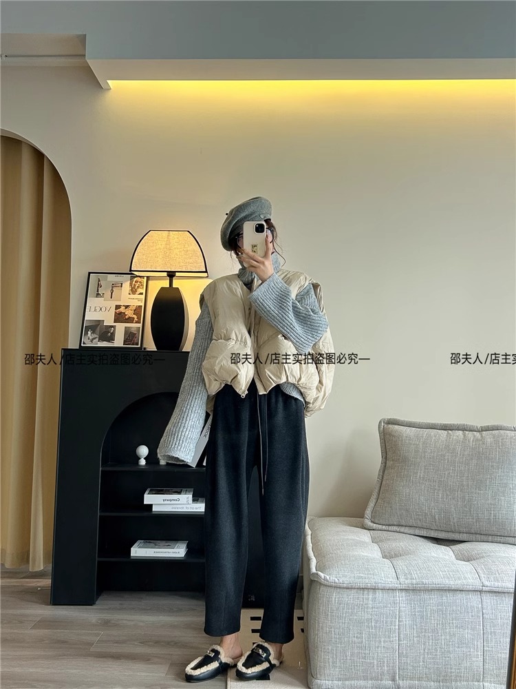 2024年新款女装秋季韩版薄款V领长袖针织开衫 宽松显瘦短款外穿上衣 女装加工精致时尚详情20