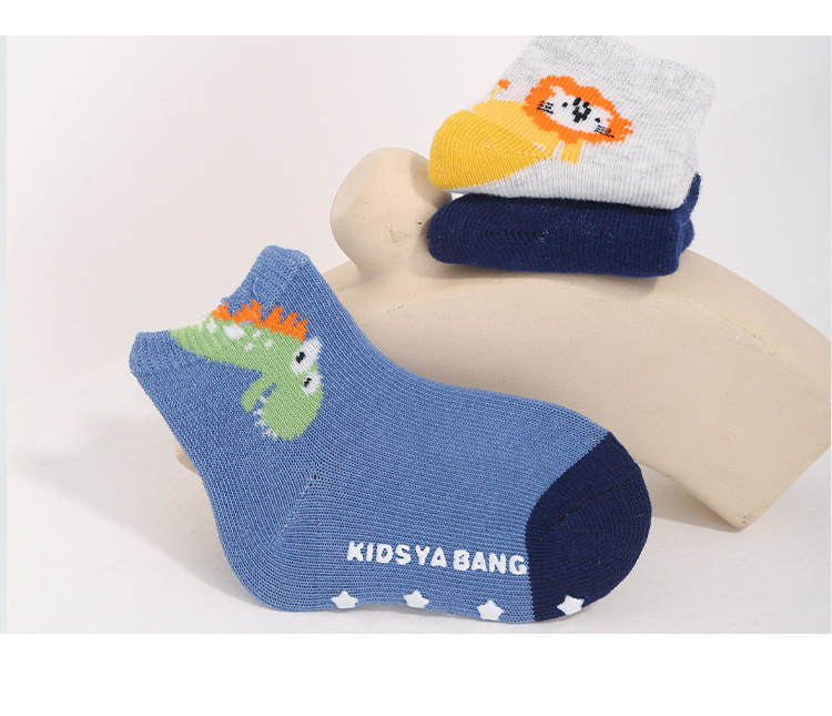 跨境专供baby socks卡通可爱男童点胶袜防滑棉袜动物花型中筒袜子详情6