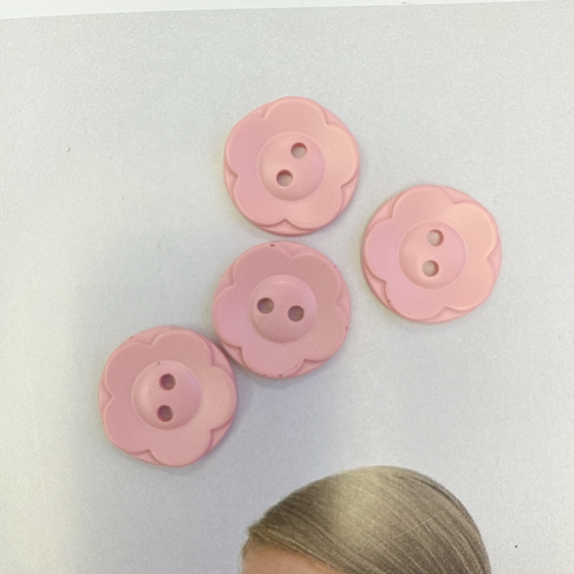 Cute pink buttons mixed and matched, handcrafted diy accessories, button collection, decorative account books, dolls, pain packs, materials pic 1