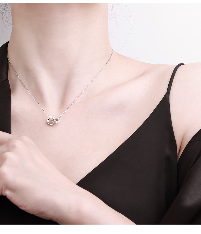 New internet-famous necklace, versatile for women, niche design, high-end and elegant double-ring collarbone sweater chain, silver jewelry wholesale pic 11