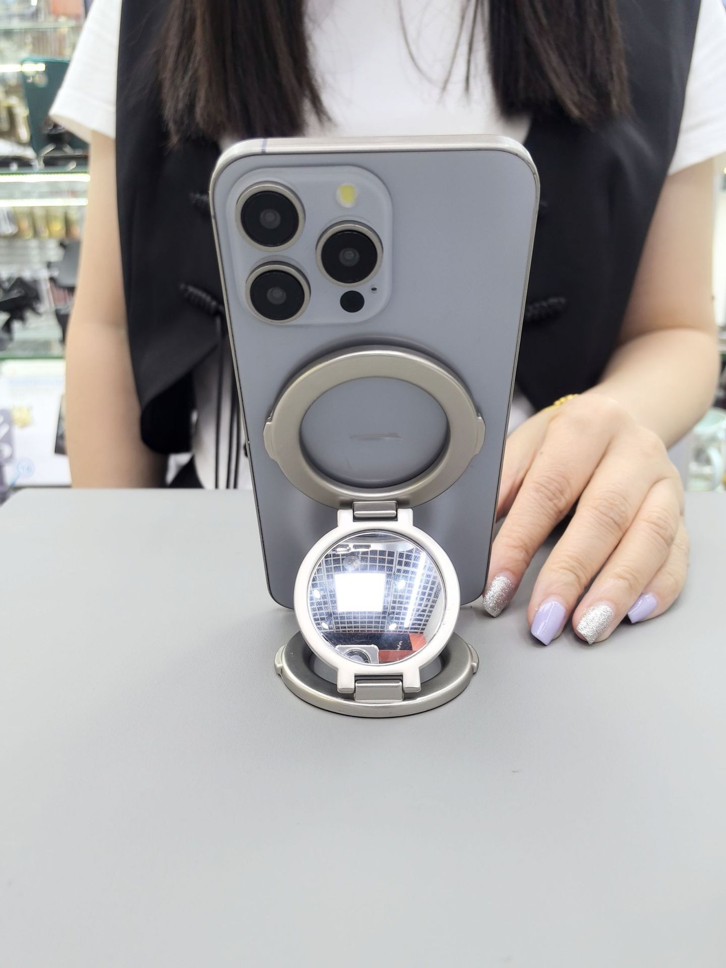 跨境爆款Magsafe双面磁吸手机支架合金材质桌面支架车载折叠旋转详情19