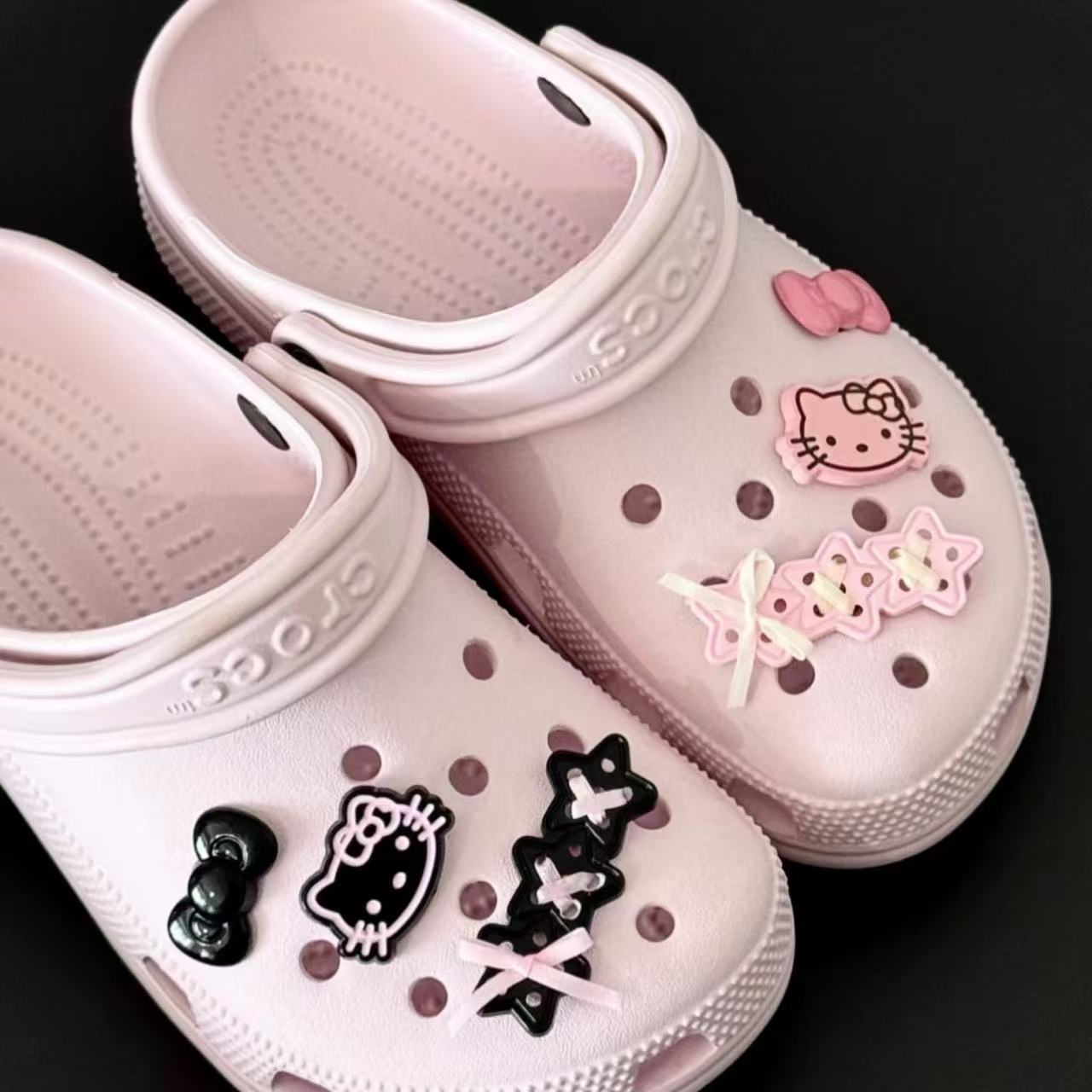 安克拉红KT猫洞洞鞋扣卡通diy可爱蝴蝶结可拆卸鞋面装饰鞋花配件详情5