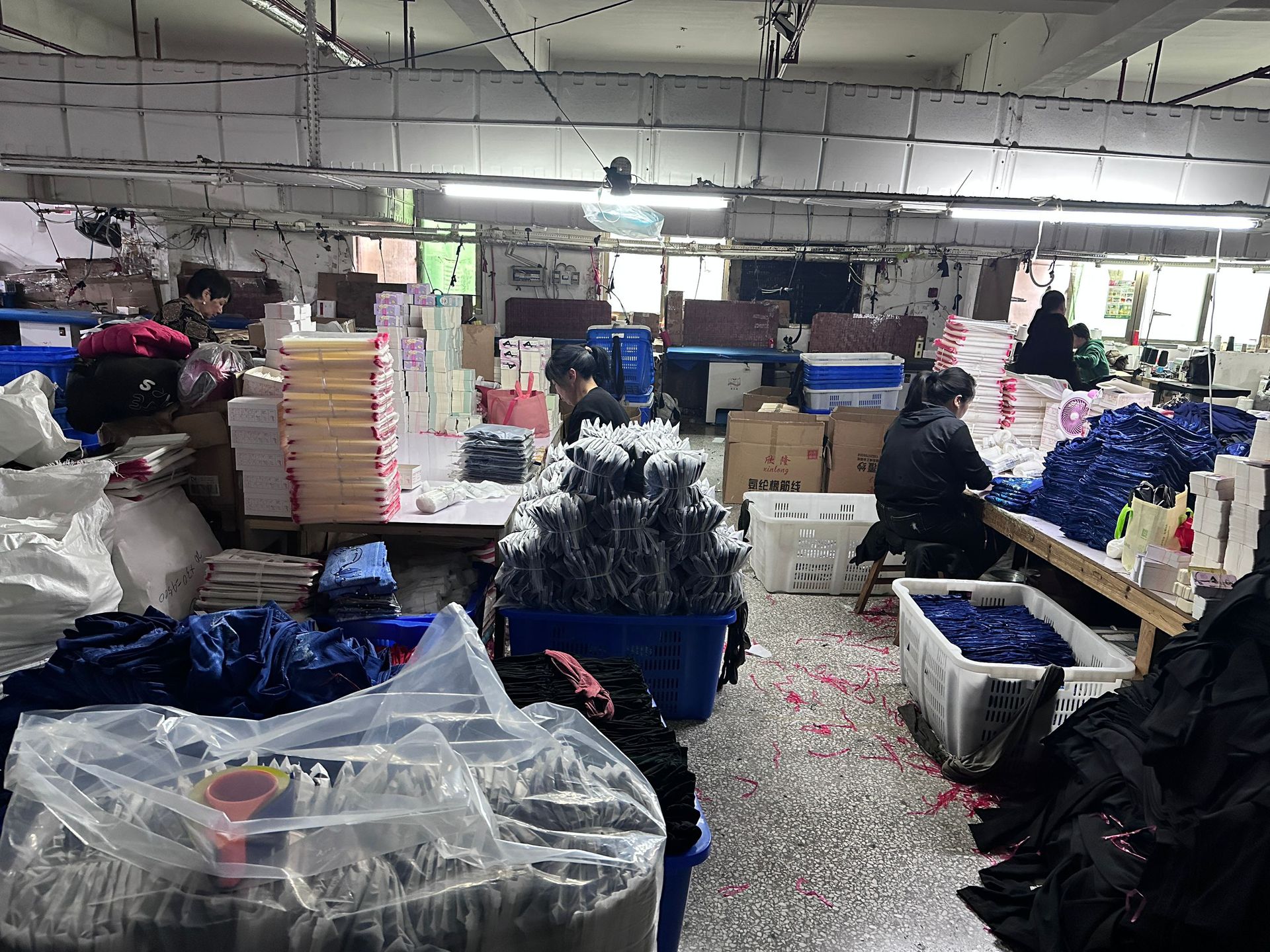 欧美外贸跨境批发纯色时尚高弹紧身裤运动健身跑步长裤一体打底裤详情2