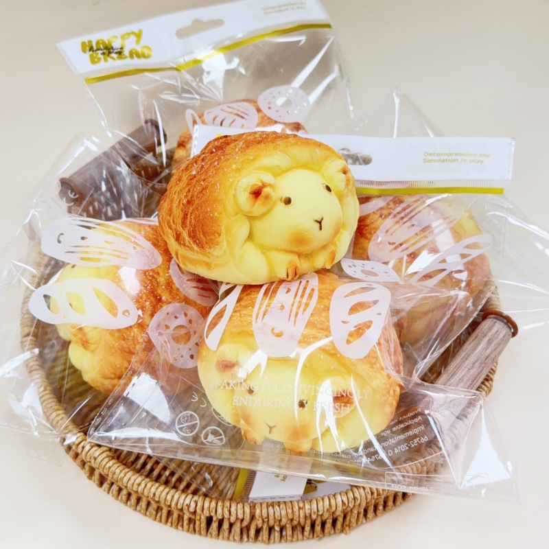 慢回弹小羊面包捏捏乐面包湿软手感解压玩具摆拍道具创意食玩详情4