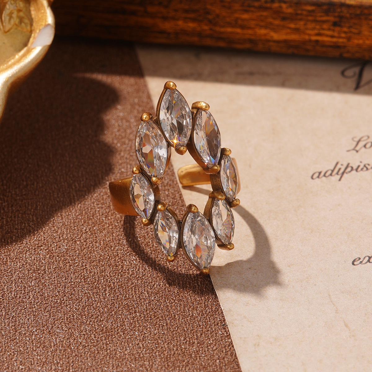 European and American cross-border jewelry design, Russian gold irregular ring, niche court style vintage light luxury ring pic 20