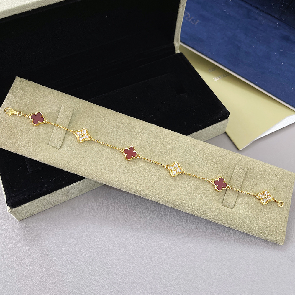 v金高版本厚镀18k金迷你五花六花四叶草手链不掉色高级感红玛瑙详情15