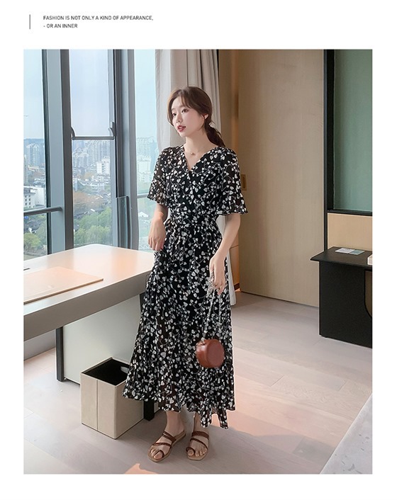 New summer dress for women, black knee-length floral chiffon, V-neck dress, fairy-like, super fairy-like and forest-like style pic 12