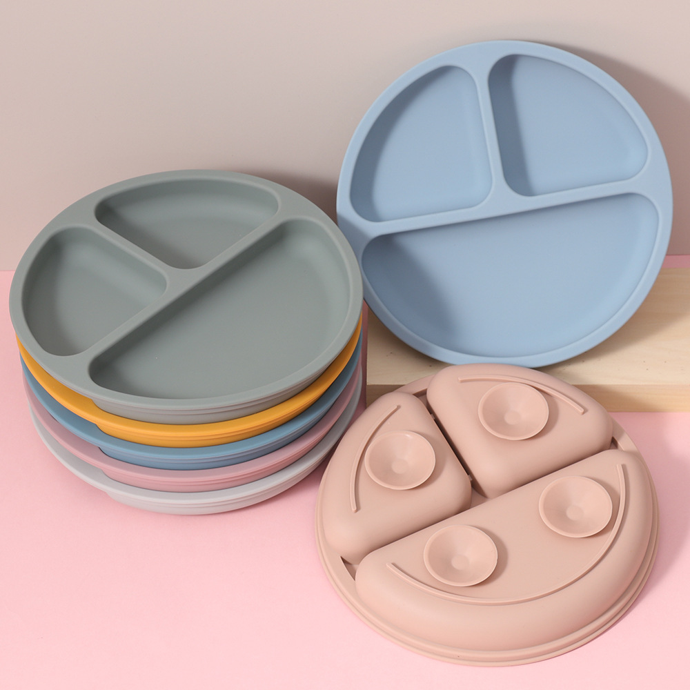 亚马逊爆款儿童硅胶笑脸餐盘 婴幼儿喂养餐具 宝宝辅食分格吸盘 防滑耐摔便携式餐盘详情7