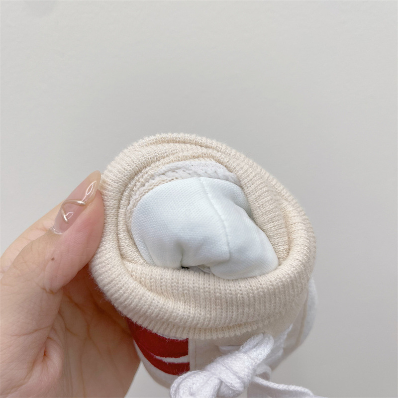 秋冬新生婴儿0-1岁男女宝宝软胶底鞋袜不掉跟保暖运动防滑学步鞋详情8