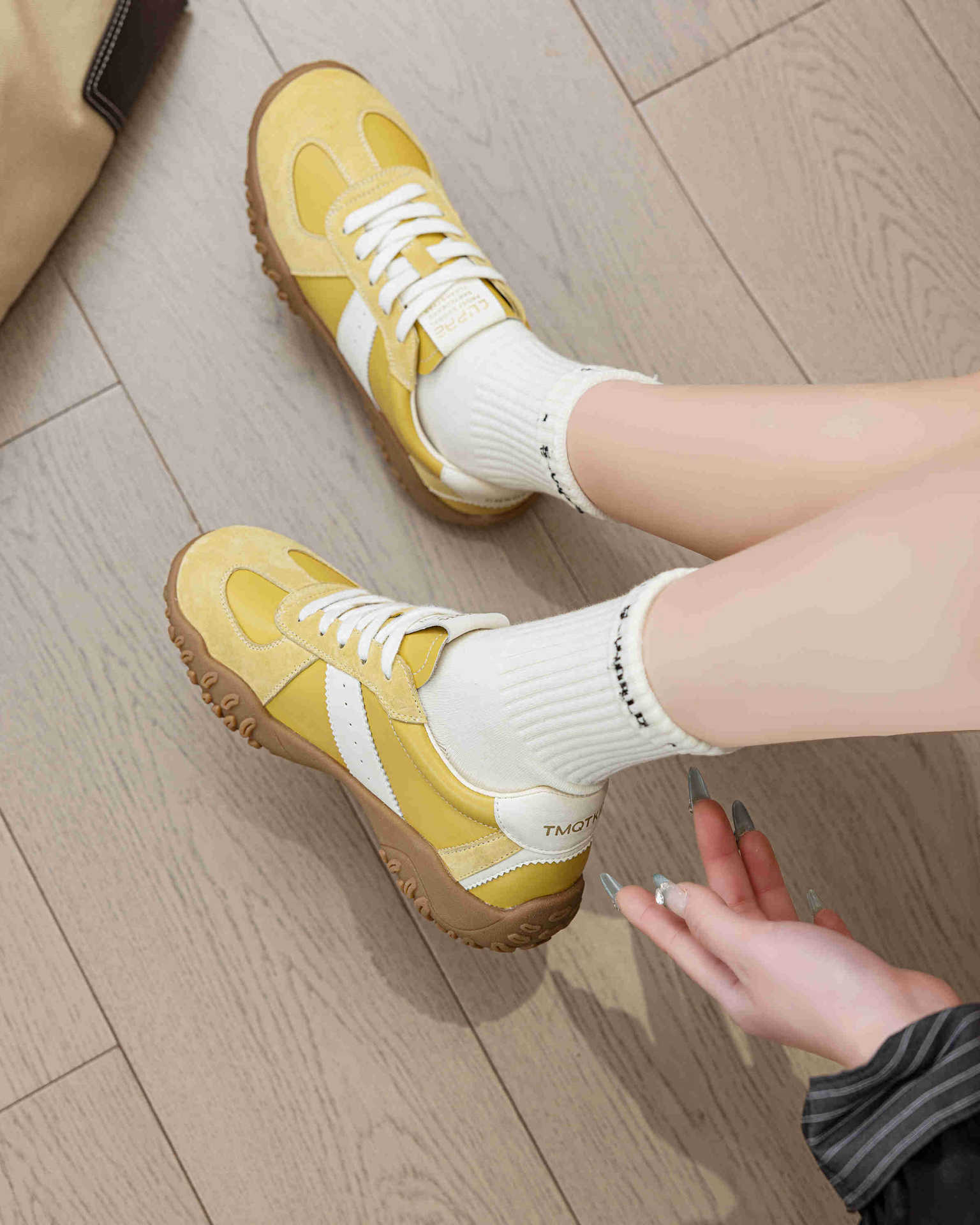 A new type of leather anti-slip and versatile De Xun shoes for women with soft soles, 56002, which can increase height by 7 cm pic 11