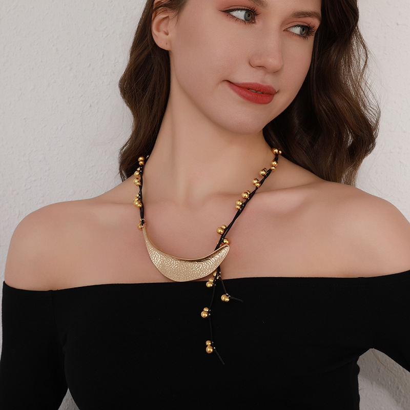 跨境专供亚马逊女士短项链高级感吊坠小众复古首饰锁骨链欧美批发详情6