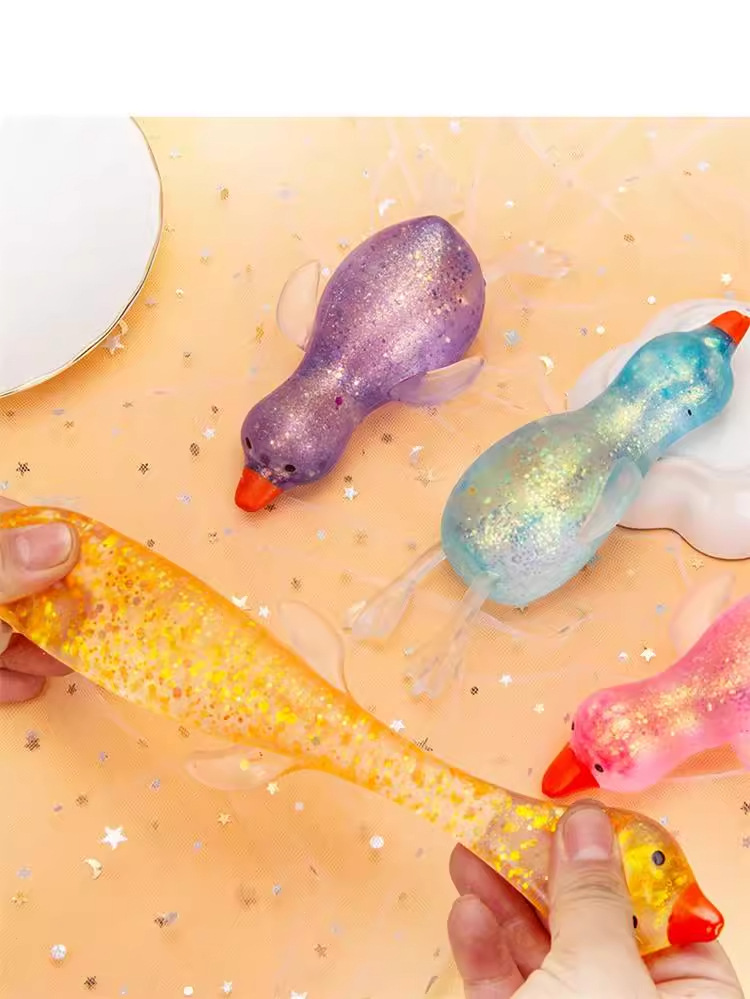 趣味捏捏乐极光麦芽糖冲鸭大鹅捏捏乐金粉亮片慢回弹创意儿童玩具详情7