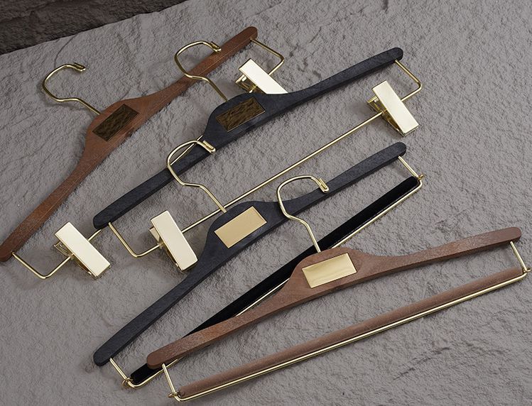 服装店大牌西服衣架树脂宽肩专柜衣撑品牌男女装西装衣挂＋LOGO详情4