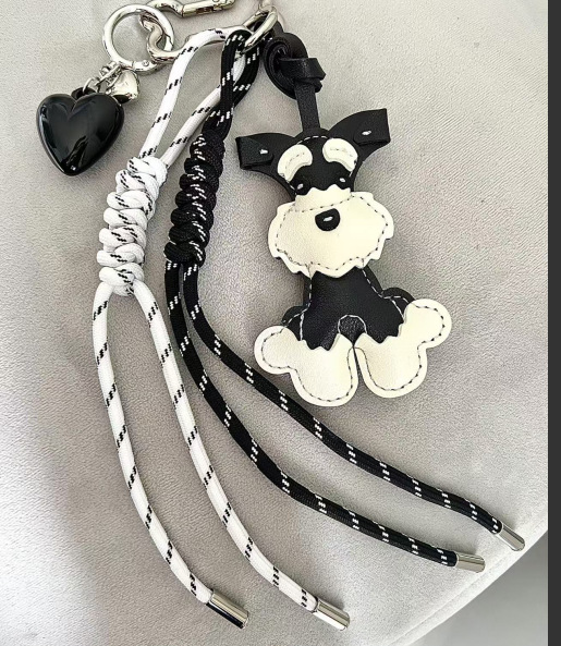 Miu series bag pendants, Dachshund figurine pendants, schoolbags, car lanyards, high-end keychains, baseball accessories pic 13