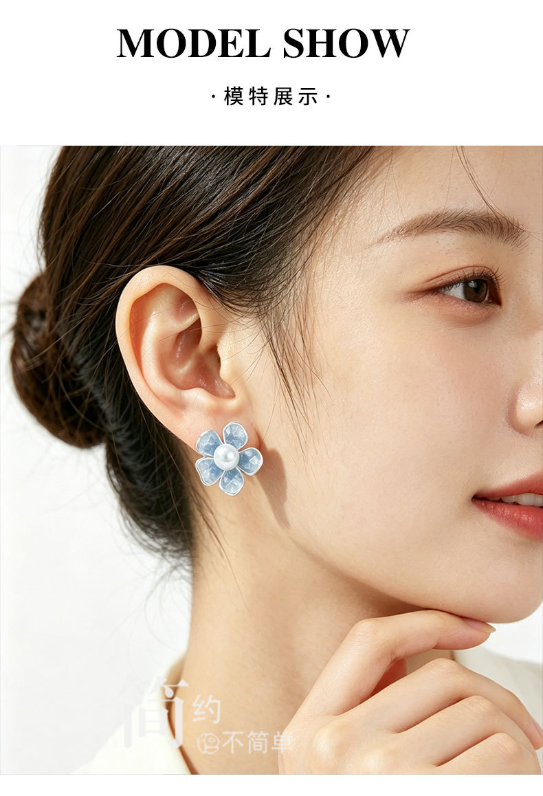 Niche, fresh, ice-transparent crystal flower stud earrings with a light luxury and high-end feel, copper alloy s925 silver needle fashionable and versatile earrings pic 8