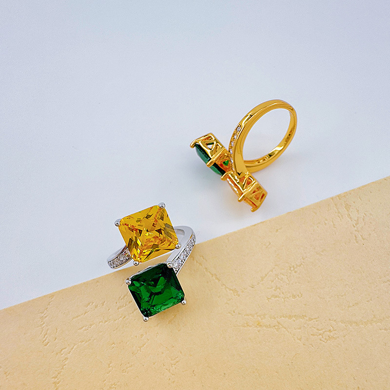 柏伶饰品新款女式节约戒指时尚祖母绿轻奢指戒小众双拼色开口戒指详情6