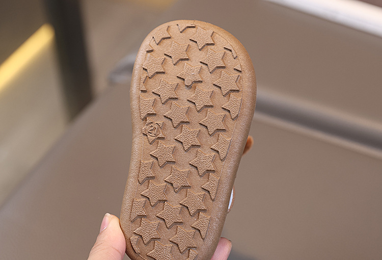 儿童棉鞋2025冬季新款男女童卡通小狗勃肯鞋加绒保暖中小童雪地靴详情18