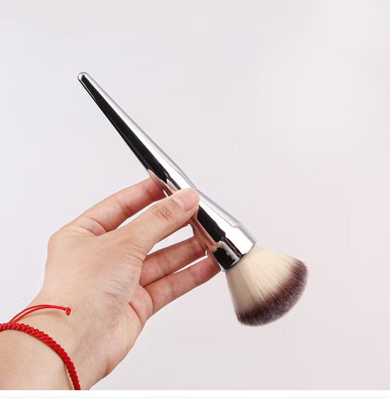 瑛秀美跨境专供大号单支散粉刷玫瑰金化妆刷超柔软毛粉刷亚马逊爆款美妆工具厂家直销详情2