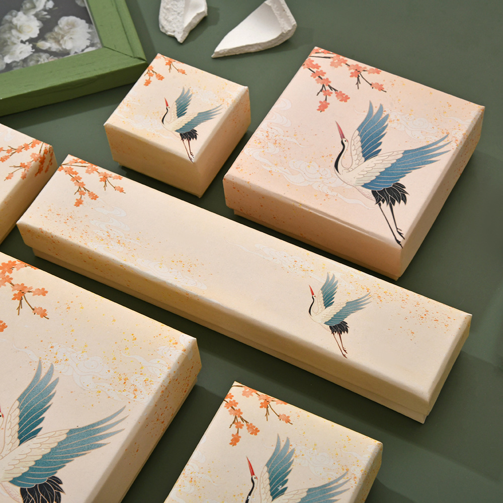 Customized processing of Meihe jewelry packaging boxes, stud earrings, necklaces, jewelry boxes, and retro creative Feihe handbags pic 8