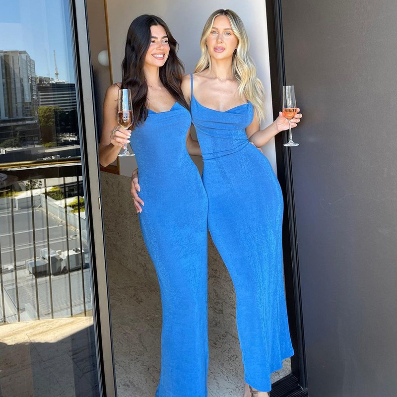 欧美ins风长裙2023新款女装简约吊带性感低胸露背修身连衣裙批发详情6