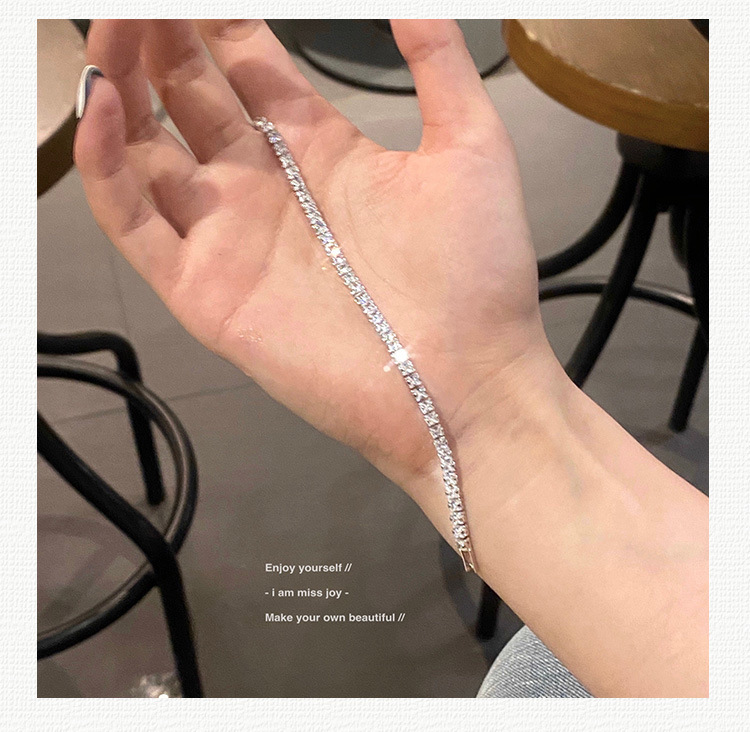 钛钢不掉色贝母灵蛇形蛇骨手镯闪钻质感手链锆石ins轻奢开口银色详情17