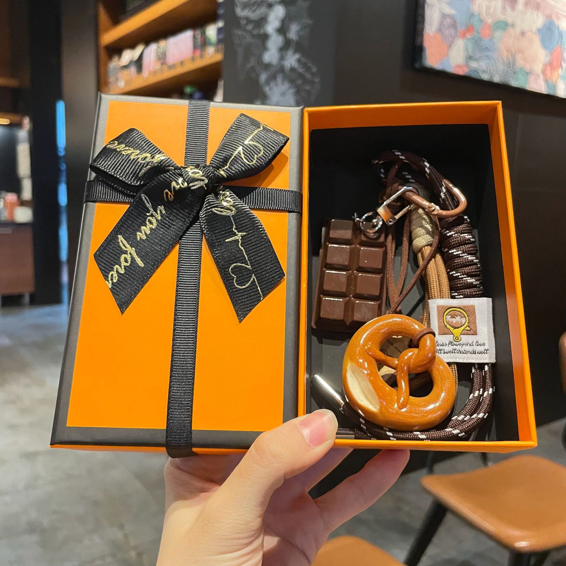 miu风碱水面包钥匙扣秋冬美拉德系可爱面包挂件学生情侣书包装饰详情16