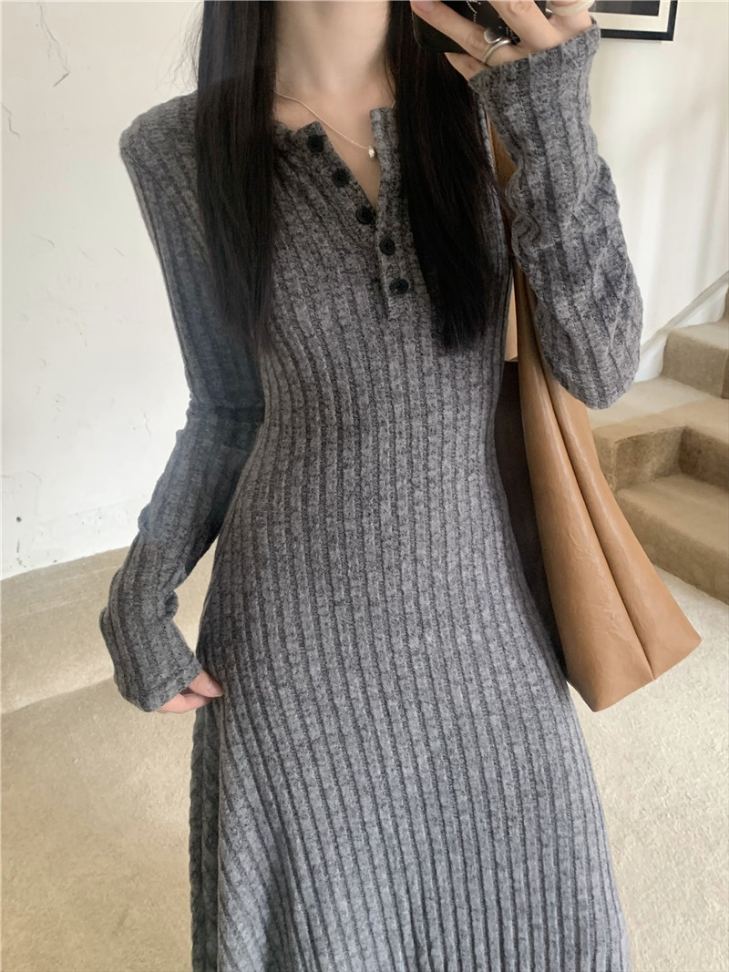 Retro, simple and versatile knitted long-sleeved dress for women, spring waist-cinching and slimming A-line dress, new autumn and winter base long dress pic 43