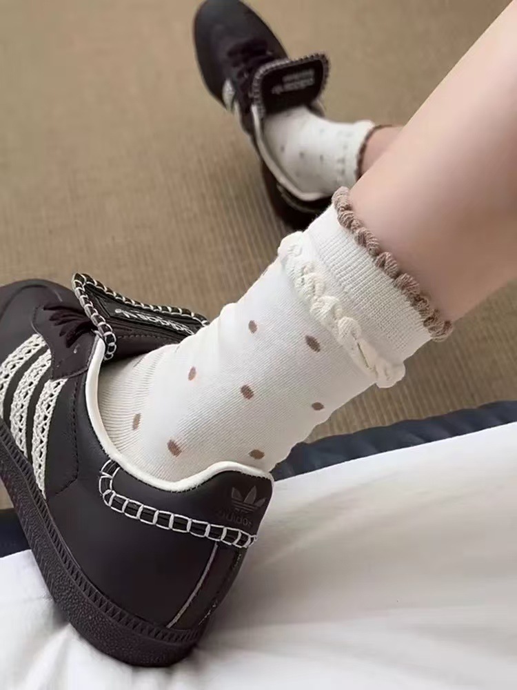 日系复古波点木耳边堆堆袜 甜美花边中筒袜 棉质少女风泡泡口女袜详情3