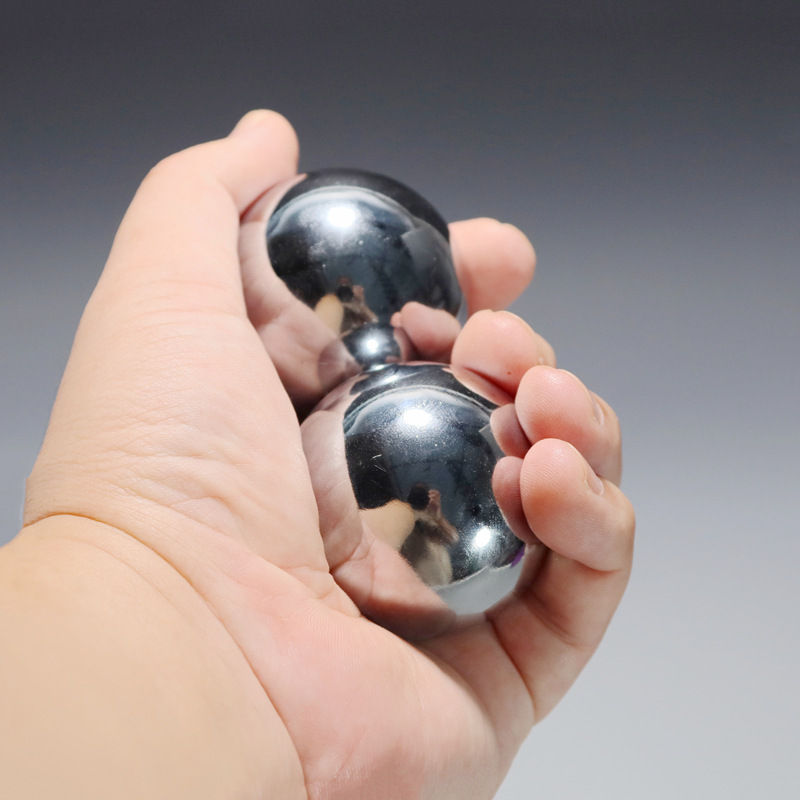 Bulk gift box of Baoding iron balls, chrome-plated solid hollow ringtone, hand-spun massage fitness balls for the elderly pic 7