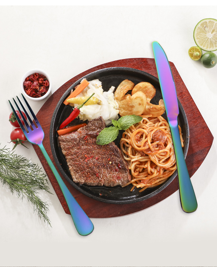 跨境1010圣诞喜庆开窗礼盒不锈钢餐具刀叉勺四主件24件礼盒套装详情4