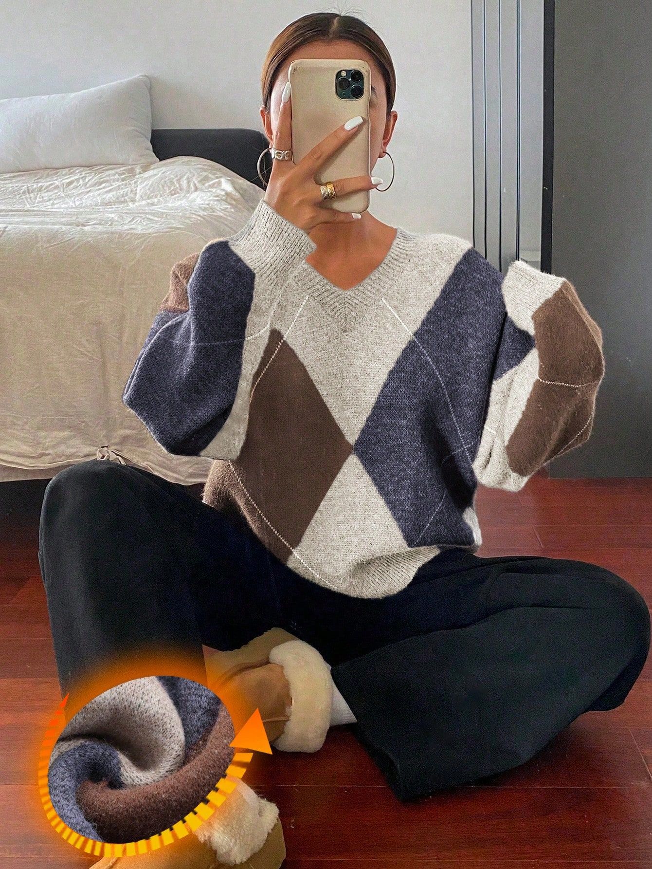 A retro color-blocking diamond-shaped V-neck sweater for women, a laid-back Korean-style knitted sweater, a casual and fashionable base layer for a trendy top pic 16
