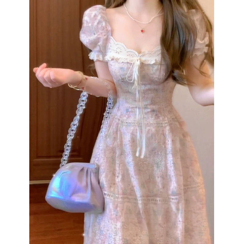 2025新款小个子法式粉色碎花连衣裙子女夏季高级感泡泡袖收腰长裙详情5