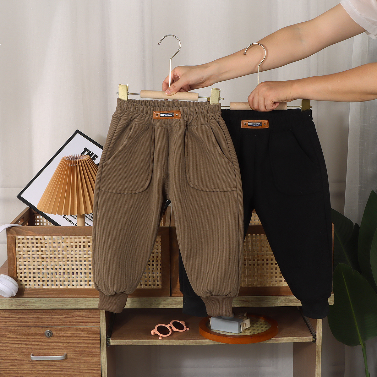 儿童卫裤秋季宝宝裤子男童女童韩版长裤时尚运动外穿休闲裤束脚裤详情2