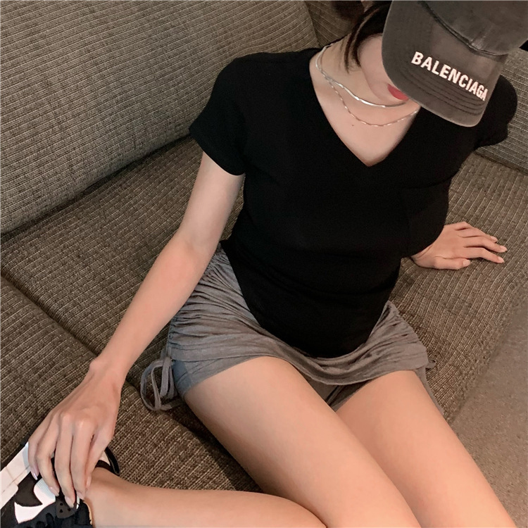 T恤女2024夏季新款v领设计感内搭打底衫不规则辣妹欲风短袖上衣详情24