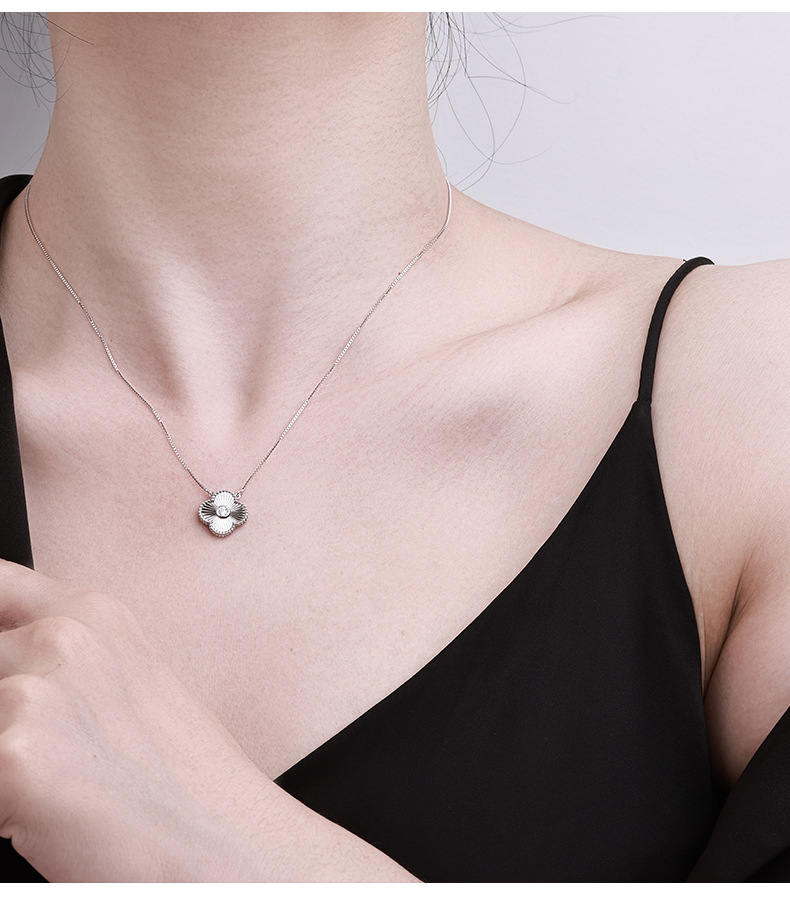 Zhuoheng selects the new 2026 four-leaf clover necklace for women, a sweet, niche and light luxury necklace, as a birthday gift for your girlfriend Moissanshi pic 5