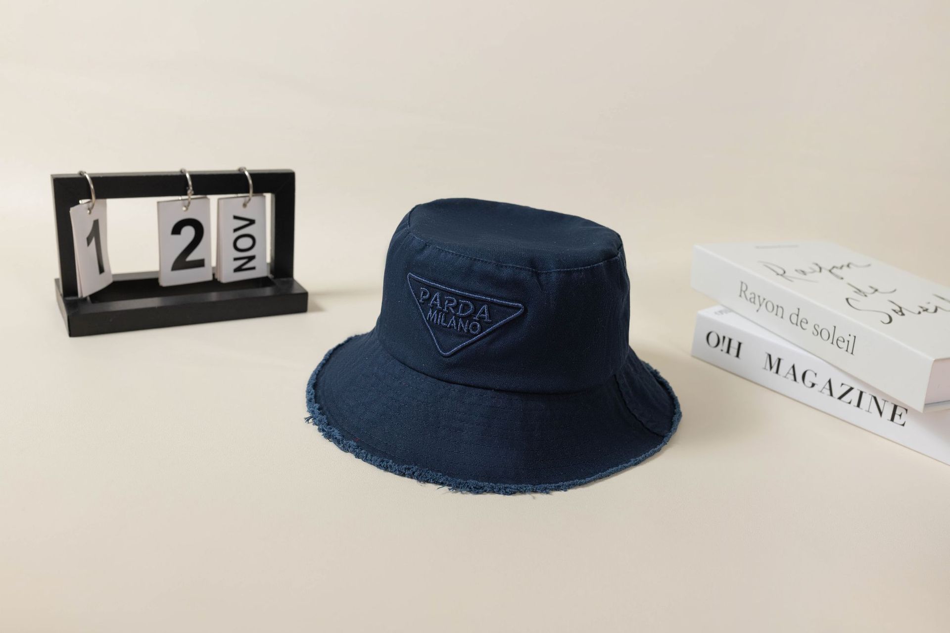 Fisherman hats are available for traveling, outings and sightseeing. They come in various styles and sizes, can be printed with logos, have wide brims and are breathable pic 3