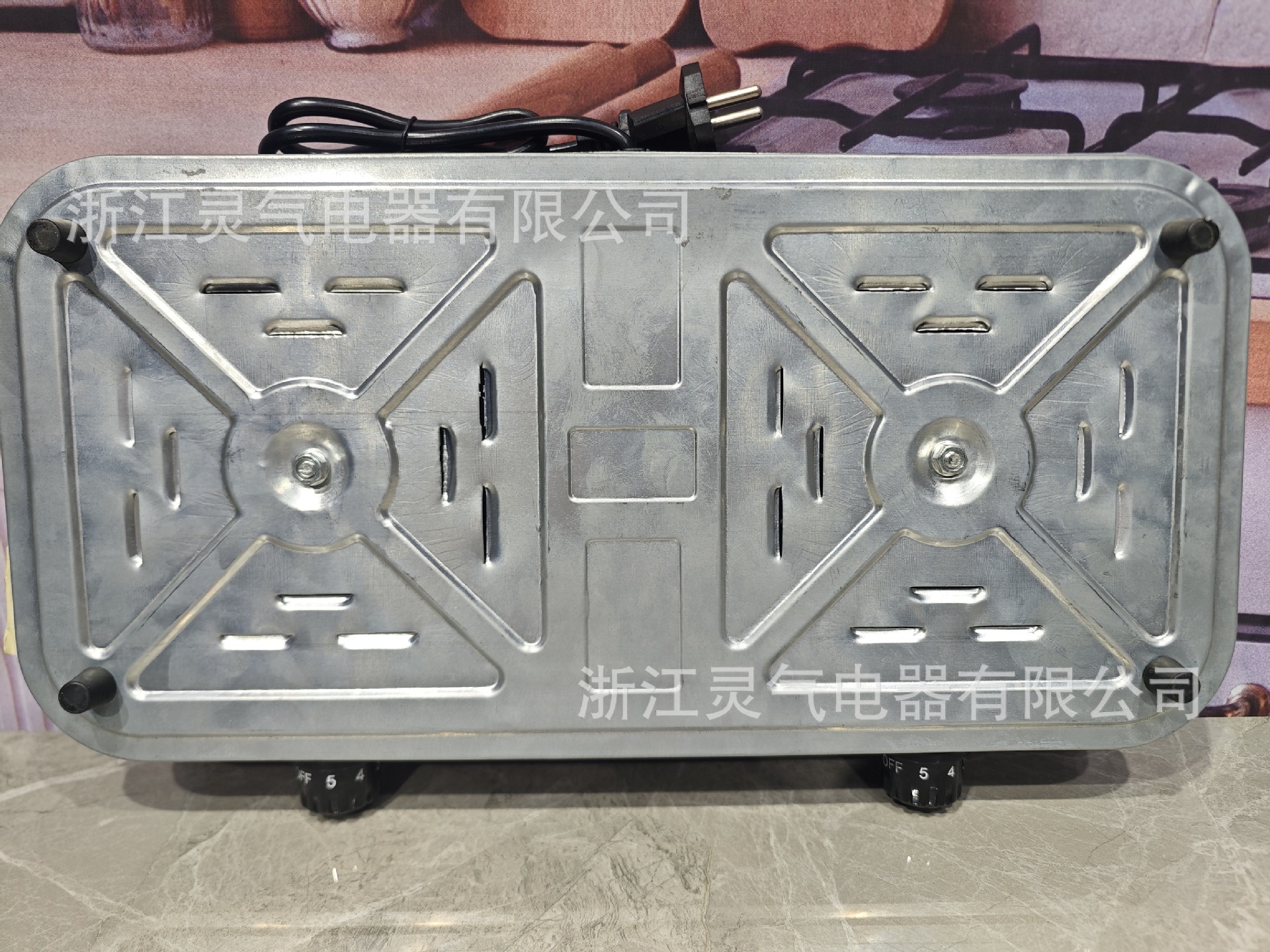 REKI 跨境 ELECTRIC STOVE 2000 w 野餐户外便携式双灶盘式电热炉详情10