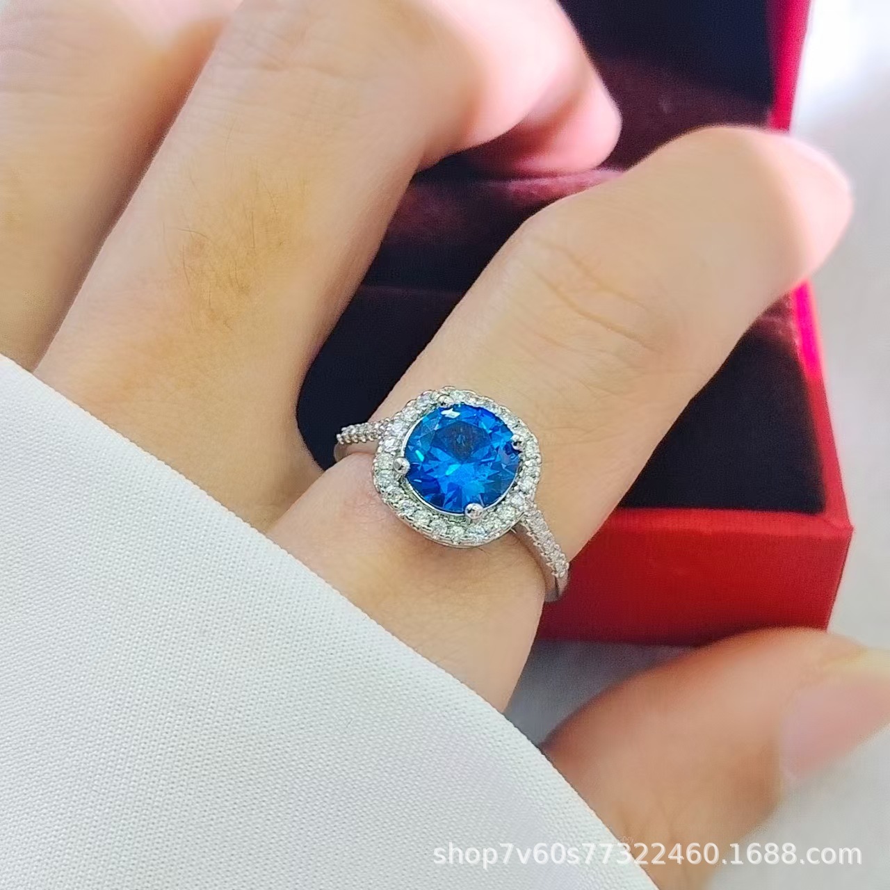 热卖珠宝首饰2克拉圆形培育鸽血红红宝石开口戒指女时尚彩宝戒指详情15