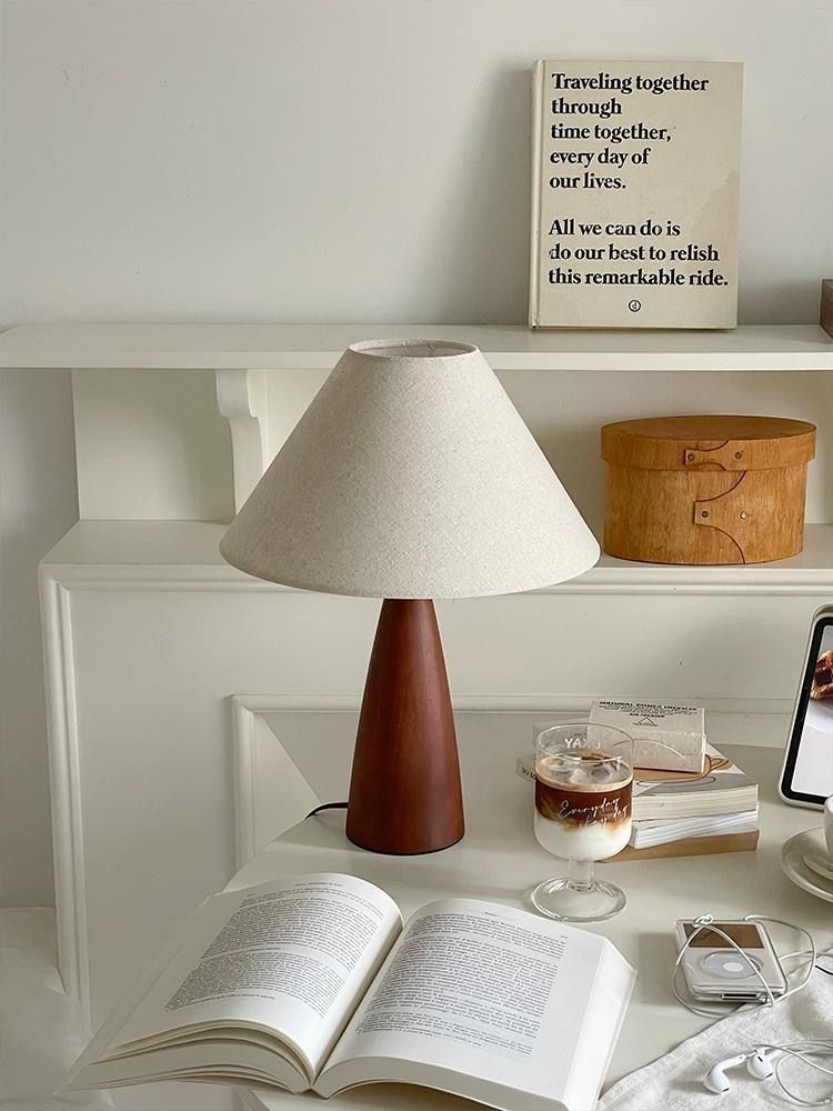 Chinese-style table lamp, simple American retro, European texture, new Chinese bedside lamp, bedroom and living room, modern and high-end feel pic 6