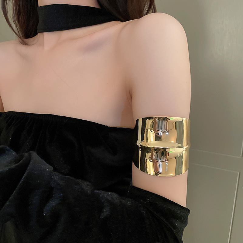Cross-border European and American open armband bracelet, high-end, niche, versatile bracelet, exaggerated, individual and fashionable jewelry for women wholesale pic 23
