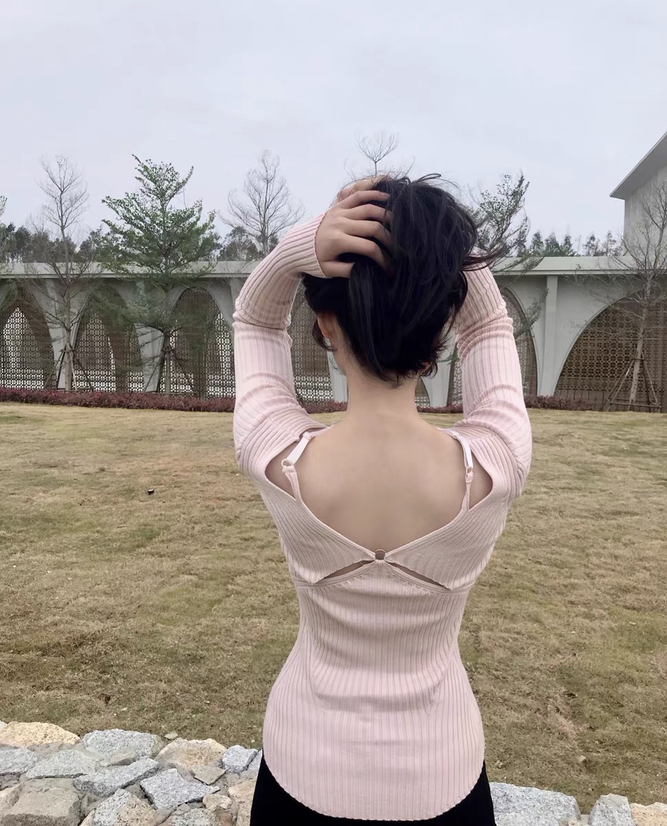 Spring and Autumn New style Pei Xiu Nu Zhi Halter pink sweater Fake two V-neck pure style base knitted sweater 2107 pic 22