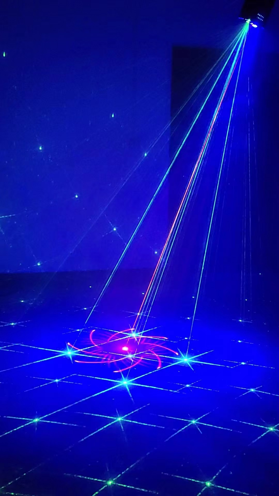 LED舞台灯激光壁挂灯酒吧台灯声控USB包房家庭KTV聚光灯 舞台炫彩灯光效果强详情4