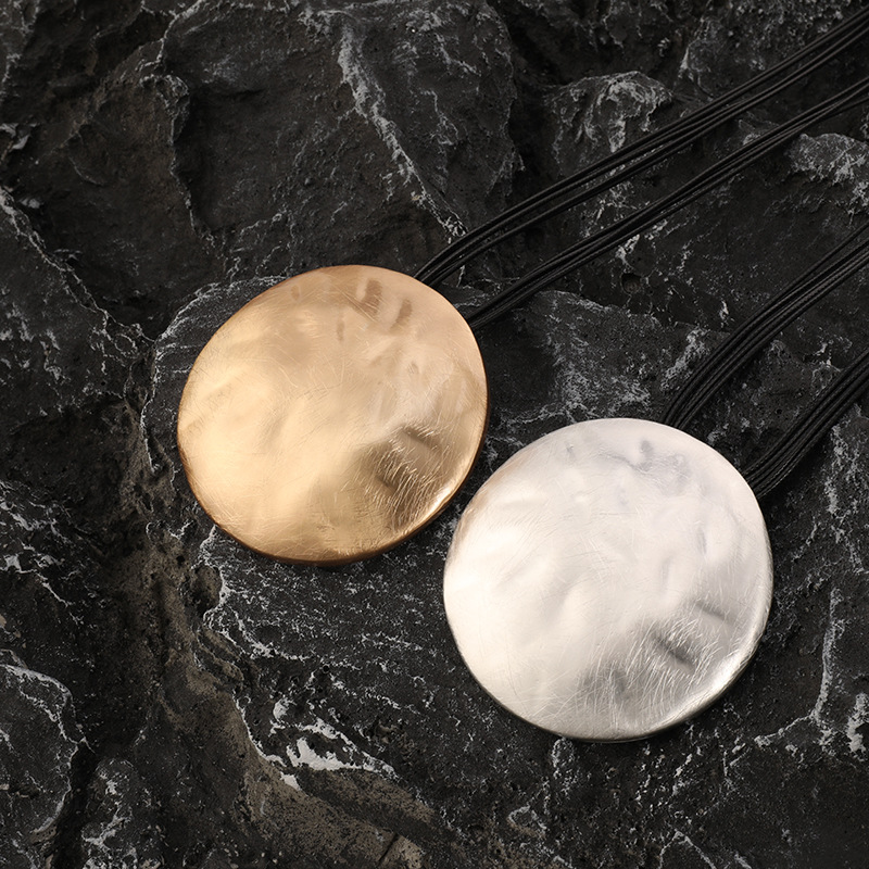 亚马逊跨境专供新款项链欧美复古大圆形高级毛衣链女士长项链批发详情8