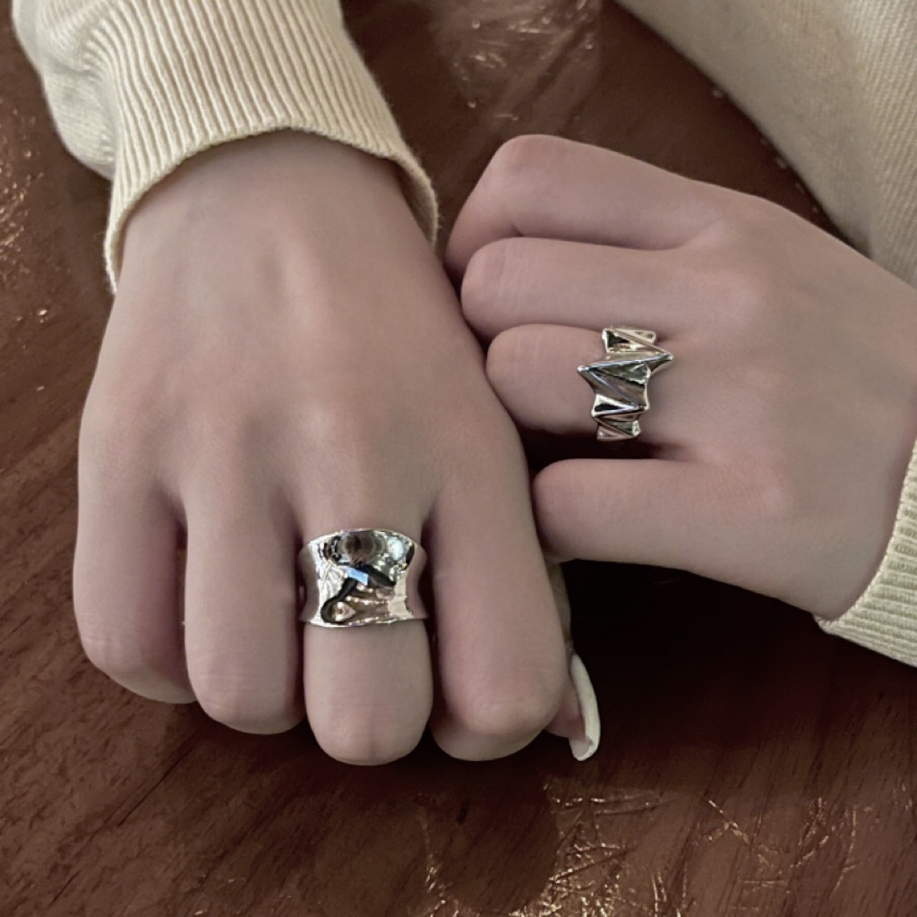 The ring does not fade. It has a unique and high-end feel, is versatile, and exudes a light luxury temperament. It is an inS-style retro ring with geometric openings from Japan and South Korea pic 25