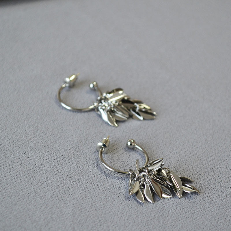 日韩小众设计潮酷银色树叶流苏闪耀动感925银针C字耳环耳饰气质女详情6