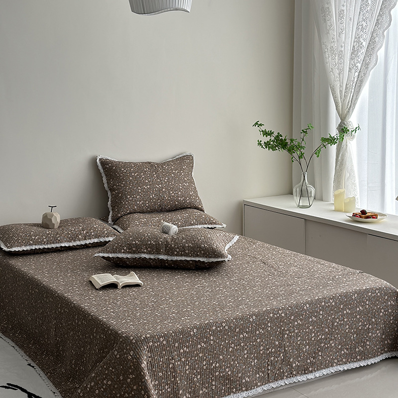 Lisa series, a three-piece set of all-cotton high-temperature sand-washed cotton bed cover, is skin-friendly, breathable and suitable for all seasons pic 53