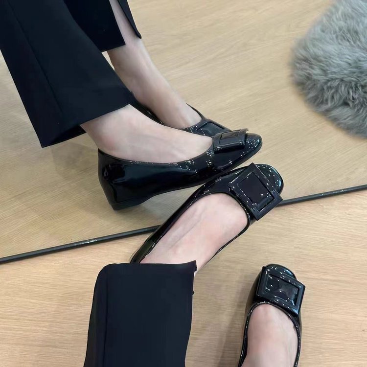 小个子增高裸色方扣浅口单鞋女2025春季新款法式圆头时尚皮鞋详情8