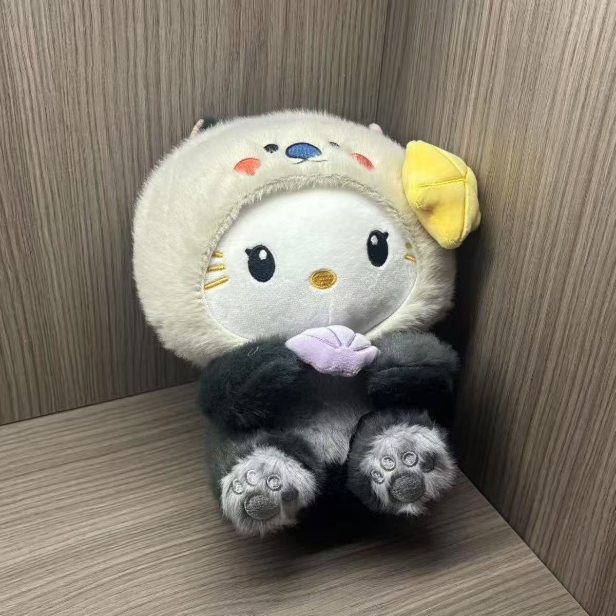 可爱毛绒玩具泰迪熊小猪月亮星星小白兔北极熊狐狸猫咪抱枕奶瓶潮流玩偶批发详情4