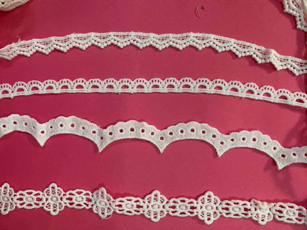 The manufacturer produces 1-centimeter single-sided water-soluble milk silk lace clothing, curtains, accessories and jewelry Lolita DIY pic 8